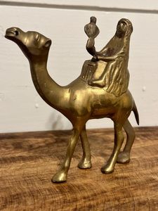 Handcrafted Camel Sculpture in Brass Finish for Coffee <b>Table</b> Decoration and Artistic Living Space Accent - Product Image 5