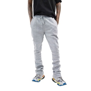 Vêtements de rue anti-rides et anti-rides avec logo personnalisé OEM, pantalon évasé pour homme, pantalon de survêtement évasé à empiècements, pantalon de survêtement au design personnalisé - Product Image 2