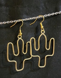 Pendientes Colgantes Cuadrados Martillados Hechos a Mano con Diseño Único, Joyería de Moda Elegante para Mujer, para Salidas Diarias, a Precio Directo de Fábrica - Product Image 3