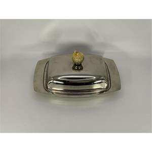 Boîte à beurre élégante et minimaliste en acier inoxydable |   Serveur à beurre en métal à fond profond avec couvercle en dôme |   Boîte de rangement pour beurre de cuisine haut de gamme - Product Image 2