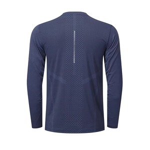 Fabricant de T-shirts d'entraînement à compression personnalisés, T-shirts de fitness pour la salle de sport, séchage rapide, évacuation de l'humidité, polyester, élasthanne, marque privée - Product Image 5