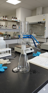 Unidad de Filtración al Vacío de Vidrio Borosilicato de 1000 ml de Capacidad, Personalizable OEM, Equipo de Laboratorio Transparente para Química - Product Image 4