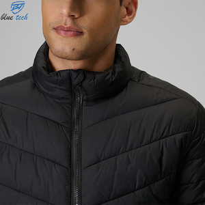 Blouson d'hiver matelassé léger pour homme, col montant, fermeture éclair intégrale, isolé, chaud, pour l'extérieur, décontracté, manteau tendance, vente en gros - Product Image 5