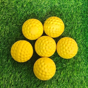 Balle de cricket professionnelle d'entraînement extérieur, personnalisable, en caoutchouc PU souple, légère, durable et ambidextre, de haute qualité usine - Product Image 6