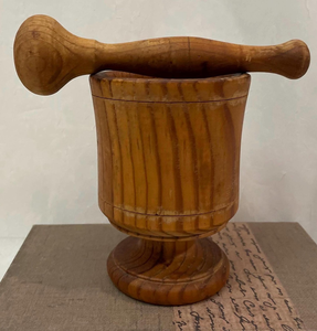 Mortero y Pilón de Madera Natural Ecológicos, Duraderos y Hechos a Mano, de Grado Alimenticio, para Moler Especias, Hierbas, Ajo y Jengibre en la Cocina - Product Image 4