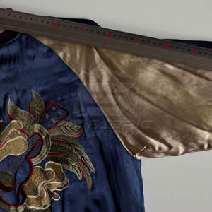 Chaqueta Sukajan de Moda Urbana con Bordado Premium y Tela Satinada, Ajuste Cómodo para un Look Casual Diario - Product Image 5