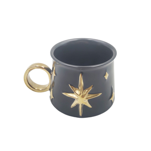 Vente en gros de tasses en céramique gris foncé personnalisées avec étoile dorée en relief 3D et poignée dorée - Product Image 1