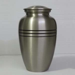 Urnas de Cremación de Latón Premium con Tres Bandas para Cenizas Humanas, Urna de Latón con Bandas de la Libertad, Urnas de Cenizas de Latón Hechas a Mano - Product Image 2