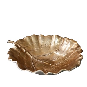 TW, nuevo diseño, cuenco/plato poco profundo en forma de hoja de oro con diseño de hoja de vena, mesa de aluminio plisado dorado - Product Image 1