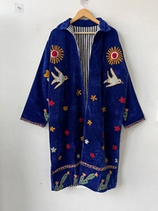 Bata de verano de terciopelo con estampado bohemio, kimono rojo hecho a mano, transpirable, suave, con bordado de ojo turco y corazón, ideal para festivales. - Product Image 2