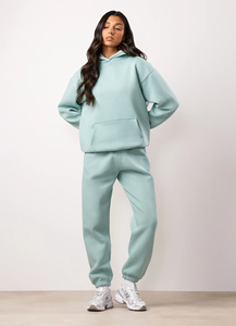 Conjunto deportivo para mujer, corte ajustado, algodón y poliéster, sudadera con cremallera, pantalones jogger, transpirable, elástico, para gimnasio y entrenamiento. - Product Image 5