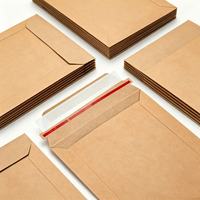 Enveloppes rigides en kraft personnalisées avec bande de sécurité détachable rouge pour livraison de documents A4, affiches et œuvres d'art