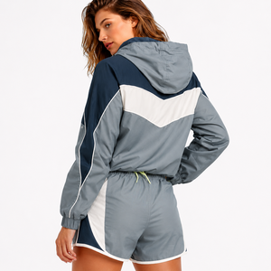 Ensemble de survêtements en nylon pour femmes, deux pièces, légers, pour l'entraînement, vente en gros, fabricant de vêtements de sport pour femmes, jogging en nylon - Product Image 4