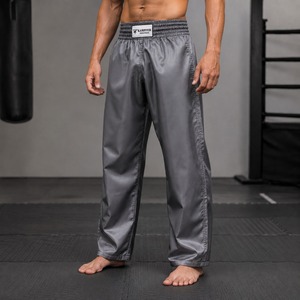 Pantalon de kick-boxing de haute qualité, conçu pour l'exercice quotidien, les séances de sparring et les programmes d'entraînement professionnels. - Product Image 4