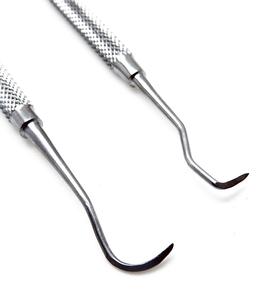 Curette dentaire manuelle double-embout en acier inoxydable certifiée CE Classe I pour l'élimination de la plaque dentaire et l'hygiène bucco-dentaire - Product Image 4