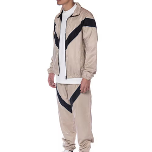 Nouvel ensemble de survêtement pour homme, coupe-vent à capuche, personnalisé avec votre propre logo, respirant, léger, écologique, en polyester/nylon, pour l'extérieur - Product Image 2