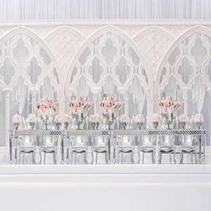 Escenario de boda con arco gótico de estilo occidental, escenario moderno para recepción de boda, escenario blanco - Product Image 1