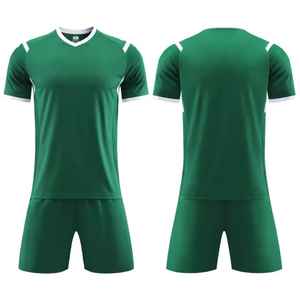 Tenue de football personnalisée de qualité supérieure fabriquée au Pakistan – Nouvelle collection, design par sublimation, uni, doux et rafraîchissant pour l'été. - Product Image 2