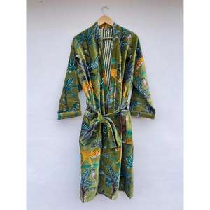 Robe longue en velours imprimé style bohème, kimono en velours floral, veste kimono pour femme, cadeau bohème pour elle, robe longue, kimono long - Product Image 3