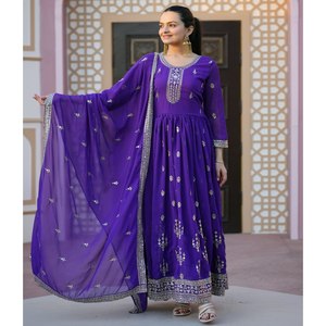 Vestido de Novia Morado Bordado de Diseñador de Moda Feni con Lentejuelas y Trabajo, Talla M - Product Image 2