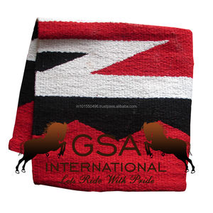 Manta y Sudadero Navajo 32x32 de Algodón Hecho a Mano con Patrón Navajo Personalizado Disponible en Diferentes Colores - Product Image 4