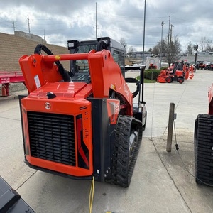 Chargeuse sur chenilles diesel Kubota SVL97-3 avec broyeur forestier pour l'élimination efficace de la végétation et les travaux de terrassement exigeants - Product Image 5