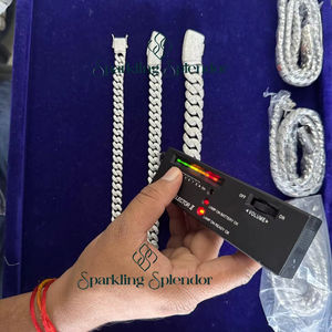 Pulsera de Cadena Iced Link de Plata 925 Chapada en Oro de Alta Calidad, Estilo Hip Hop Cubano, con Moissanita VVS Certificada, Esplendor Brillante - Product Image 3