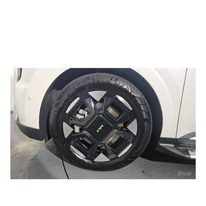 Kia Carnival 2024, Limusina de 7 Plazas, Techo Alto, Gasolina, Caja de Cambios Automática, 17,193 km, Volante a la Izquierda - Product Image 5