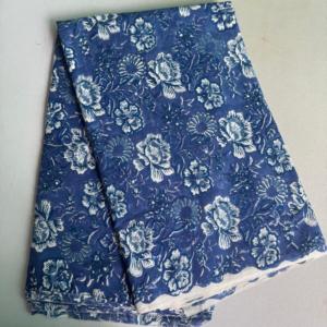 Tela 100% Algodón Estampada a Mano, Suave, Transpirable, Teñido Natural, Estilo Boho Floral, Material para Vestidos, Venta al por Mayor, India Soul Jaipur, Algodón Peinado - Product Image 1