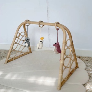 Juego de Juguetes Colgantes de Mimbre para Bebés, Hechos a Mano, con Animales de Peluche, para la Habitación del Bebé y Estimulación Visual, Vgreenart - Product Image 1