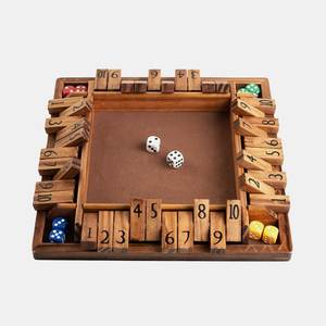 Jeu de dés pliable en bois naturel au design rustique brut avec motif de billes de verre colorées, jeu de table familial - Product Image 5