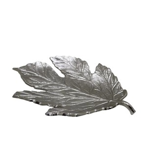 Creative Tabletop Metal Leaf Designed Platter for Jhumka Keys Storage Best Price Home Decor From Indian Manufacturer - Product Image 2