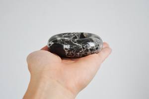 Bandeja Decorativa de Piedra Natural en Forma de Donut, Diseño Moderno, Mármol Zebra Negro, Decoración de Lujo para el Hogar - Product Image 4