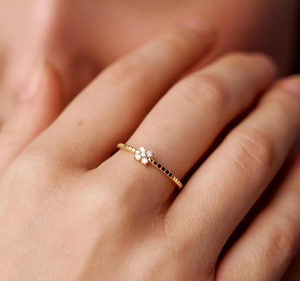 Anillo Solitario Minimalista de Oro de 14 Quilates con Diamante Cultivado en Laboratorio Certificado por IGI, Joyería Clásica para Compromiso, Aniversario o Fiesta, Regalo para Mujer - Product Image 5