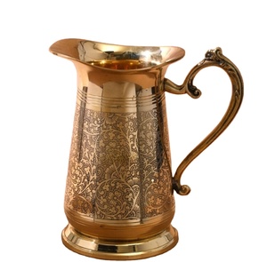 Carafe en laiton de luxe Royal Nakaashi - Portable, antidérapante, réutilisable pour les cocktails - Product Image 1