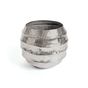 Vase en métal écologique chromé haut de gamme, courbes artistiques, jardinière d'extérieur pour hôtel, thèmes de fête, pots et jardinières à fleurs - Product Image 5