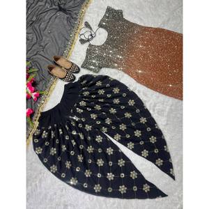 Ensemble de vêtements pour femmes, haut élégant, dhoti salwar, dupatta, pour les occasions spéciales - Product Image 3