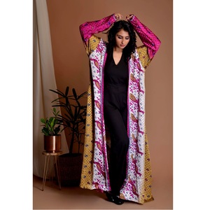 Robe kimono en soie recyclée, soie vintage, sari, pour femmes, confortable et légère, robe de nuit longue bohème, robe de plage - Product Image 1