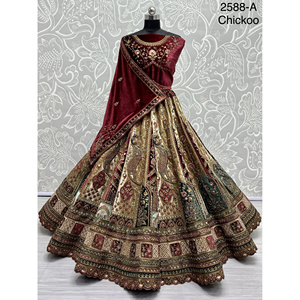 Fabzone Indian Bridal Velvet Collections Robe de mariée avec Zarkhan Work for Brides - Product Image 6