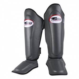 Protège-tibias de boxe et de kick-boxing OEM personnalisés 2026 de qualité supérieure pour l'entraînement des jambes et la protection des pieds - Product Image 2