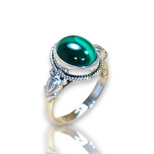 Anillos de diseño hechos a mano en plata de ley 925 con engaste de bisel en forma ovalada y piedra preciosa de malaquita natural para boda. - Product Image 1