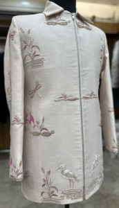 Costume Jodhpuri pour homme avec fermeture éclair sur le devant, tenue ethnique pour mariage, design naturel, multicolores, broderie au fil de resham pastel. - Product Image 3