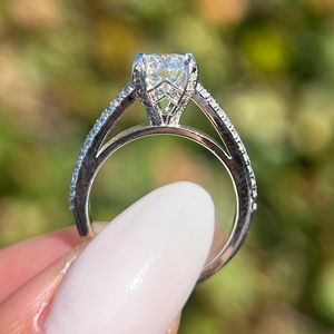 Bague de fiançailles en diamant de laboratoire taille ronde 1,18 ct, bijoux en or 14 carats, bague en or jaune 14 carats - Product Image 5