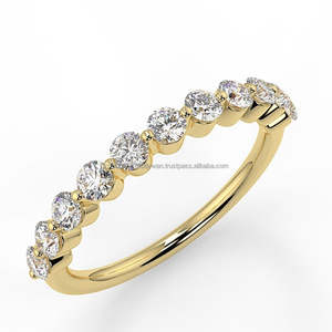 Anillo de propuesta de diamante cultivado en laboratorio de gran tamaño personalizado para mujer, joyería de declaración de lujo de compromiso único para momentos especiales - Product Image 1