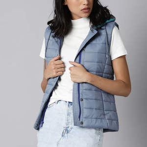 Chaleco Acolchado con Cremallera y Capucha, Ligero y Moderno, para Mujer, Chaleco Acolchado Largo sin Mangas para Invierno - Product Image 6