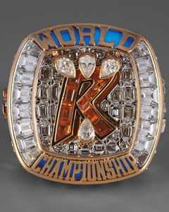 Anillo de Campeonato Personalizado con Letra, Moissanita VVS de Corte Brillante, Plata de Ley 925, Estilo Buss Iced Hip Hop Rapper Statement - Product Image 4