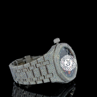 Montre-bracelet mécanique en acier inoxydable de qualité supérieure avec moissanite blanche glacée pour le bureau et les occasions spéciales