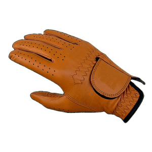 Gants de golf professionnels de qualité supérieure, pour droitiers et gauchers, respirants, en tissu doux, avec logo et couleur personnalisés. - Product Image 3