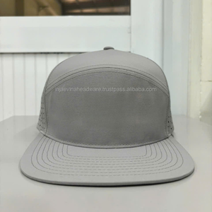 Gorra de 7 Paneles de Poliéster con Cierre a Presión, Bordado Personalizado y Corte Láser - Product Image 2