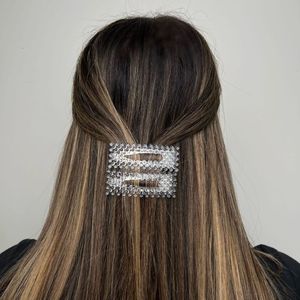 Magnifique pince à cheveux simple en perles pour femme - Product Image 3